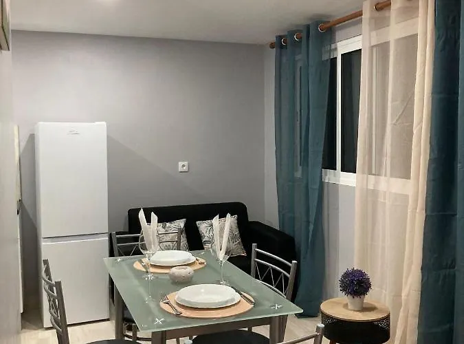 Faria's House 蓬塔德尔加达