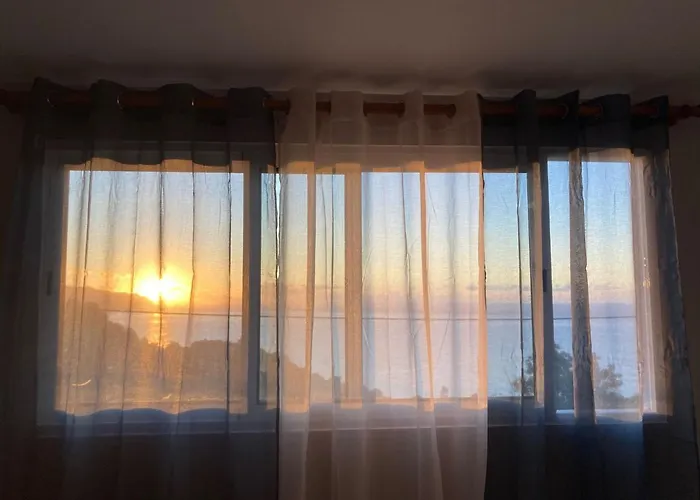 Faria's House 蓬塔德尔加达